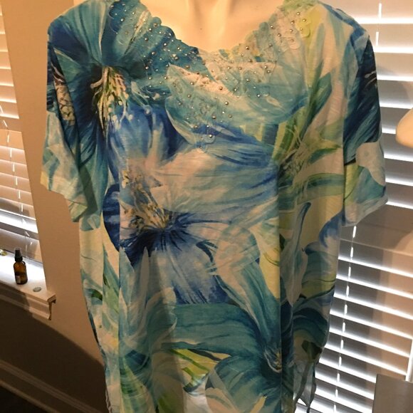 Alfred Dunner Blue & Green Swirl Top XL  Pat1 - Picture 1 of 3